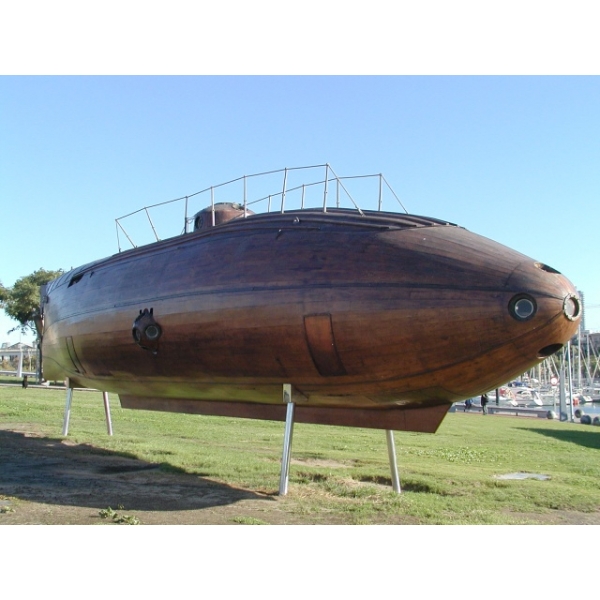 Ictineu II Submarine